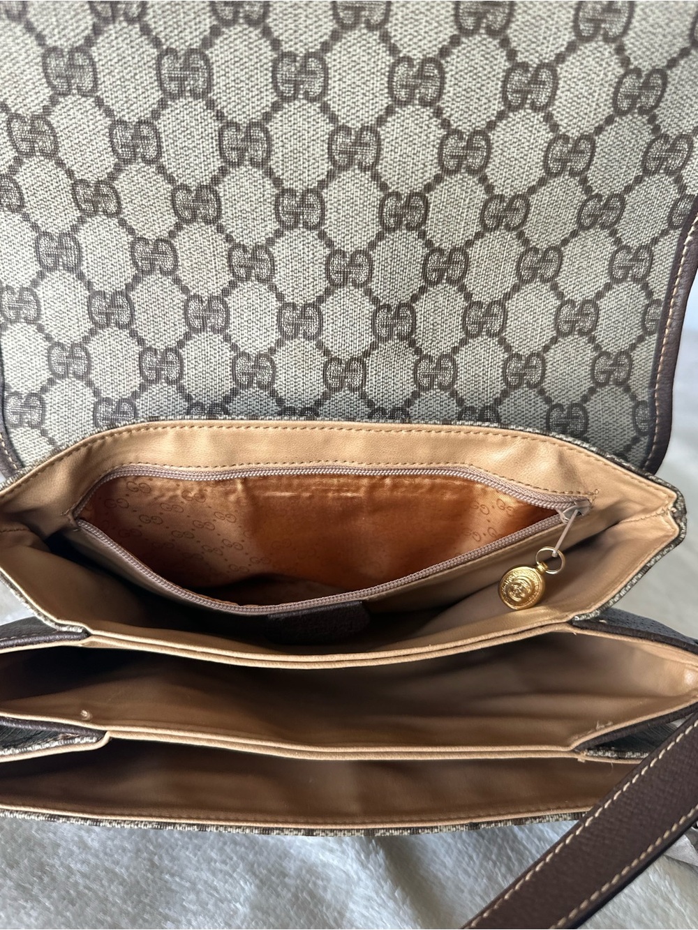 Gucci Monogram Shoulder Bag - Picture 11 of 16